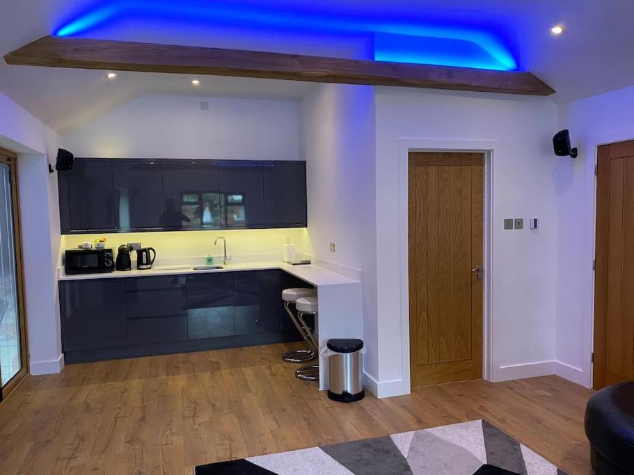 Stansted Airport Luxury Annexe With Parking. Apartment Birchanger Exterior photo